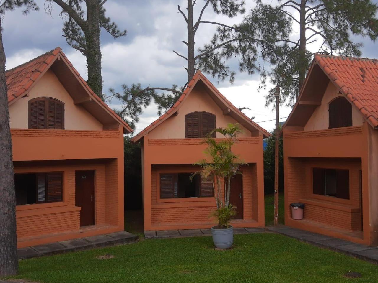 Eduardos Park Hotel Cotia  Rum bild