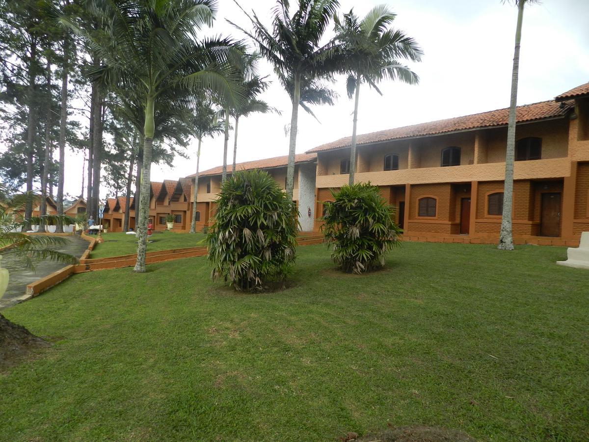 Eduardos Park Hotel Cotia  Exteriör bild